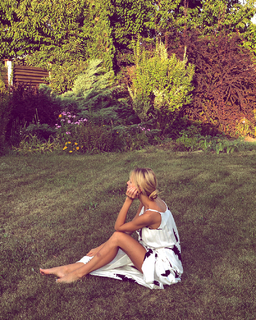 Ekaterina Kuznetsova feet photo thumbnail