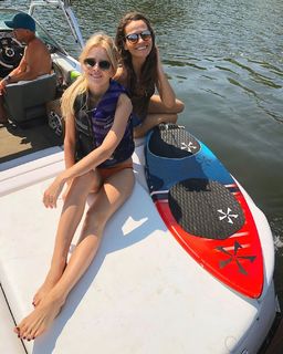 Ekaterina Kuznetsova feet photo thumbnail