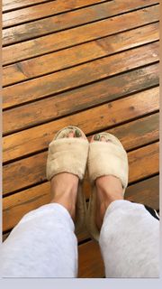 Ekaterina Kuznetsova feet photo thumbnail