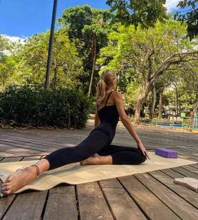 Ekaterina Kuznetsova feet photo thumbnail