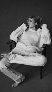 Ekaterina Kuznetsova feet photo thumbnail