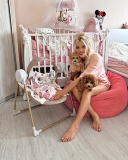 Ekaterina Shkuro feet photo 5