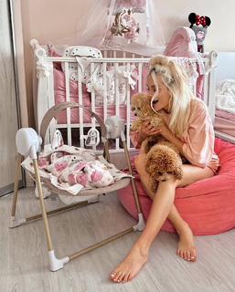 Ekaterina Shkuro feet photo 4