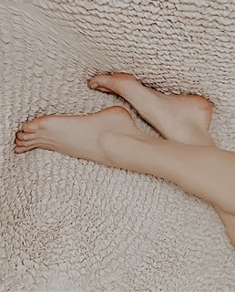 Ekaterina Varnava feet photo 17