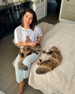 Ekaterina Volkova feet photo thumbnail