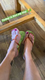 Ekaterina Zueva feet photo 2