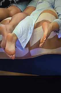Ekin-Su Cülcüloglu feet photo 8