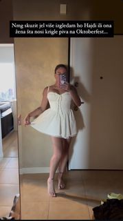 Ela Jerković feet photo 10