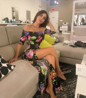 Ela Rumeysa Cebeci feet photo 3