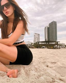 Ela Rumeysa Cebeci feet photo 8