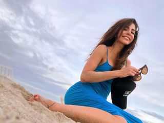 Ela Rumeysa Cebeci feet photo 2