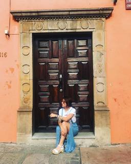 Ela Velden feet photo thumbnail