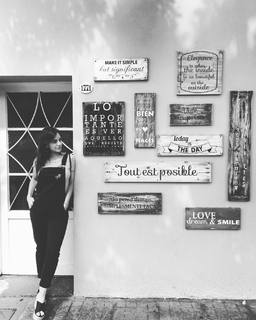 Ela Velden feet photo thumbnail