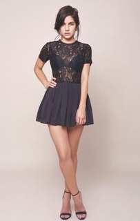 Ela Velden feet photo thumbnail