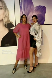 Ela Velden feet photo thumbnail