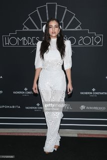 Ela Velden feet photo thumbnail