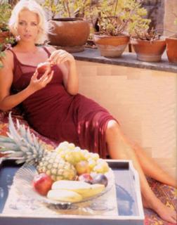 Ela Weber feet photo 2