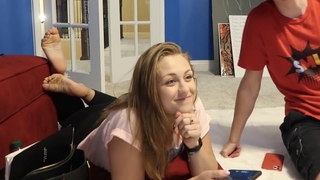 Elaina Keyes feet photo thumbnail