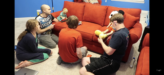 Elaina Keyes feet photo thumbnail