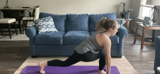 Elaina Keyes feet photo thumbnail