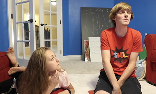 Elaina Keyes feet photo thumbnail