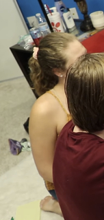 Elaina Keyes feet photo thumbnail