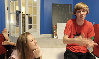 Elaina Keyes feet photo thumbnail