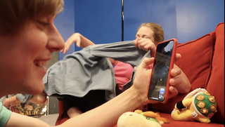 Elaina Keyes feet photo thumbnail