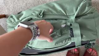 Elaina Keyes feet photo thumbnail