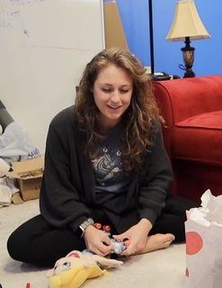 Elaina Keyes feet photo thumbnail