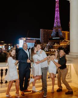 Elaina Keyes feet photo thumbnail