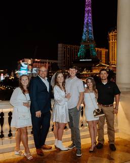 Elaina Keyes feet photo thumbnail