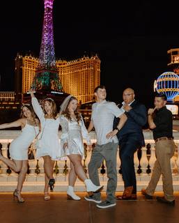 Elaina Keyes feet photo thumbnail