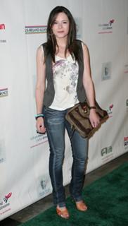 Elaine Cassidy feet photo 9