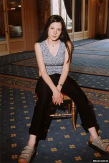 Elaine Cassidy feet photo 7