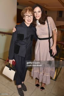Elaine Cassidy feet photo 9