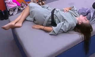 Elaine Haro feet photo thumbnail