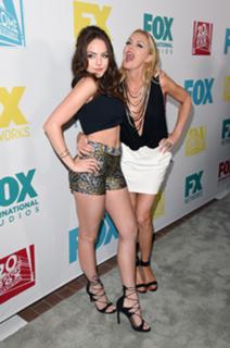Elaine Hendrix feet photo 13