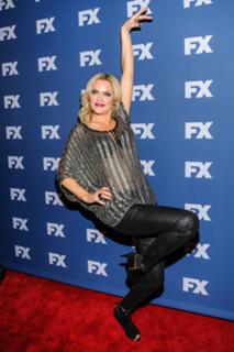 Elaine Hendrix feet photo 16