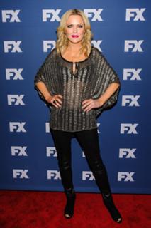 Elaine Hendrix feet photo 15