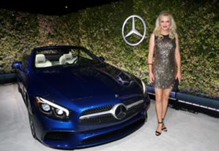 Elaine Hendrix feet photo 7