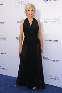 Elaine Hendrix feet photo 2