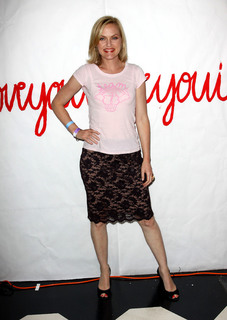 Elaine Hendrix feet photo 11