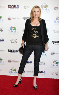 Elaine Hendrix feet photo 9
