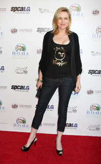 Elaine Hendrix feet photo 8