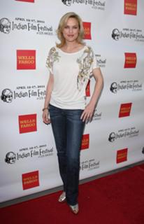 Elaine Hendrix feet photo 18