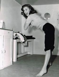 Elaine Stewart feet photo 19