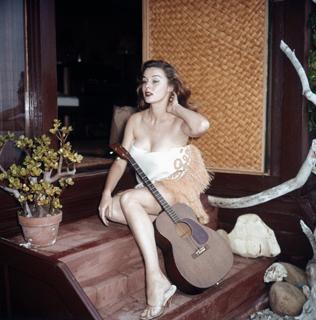 Elaine Stewart feet photo 3