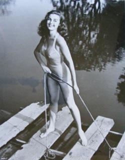 Elaine Stewart feet photo 8