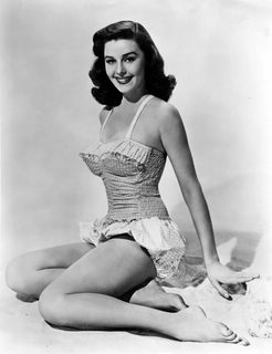 Elaine Stewart feet photo 3